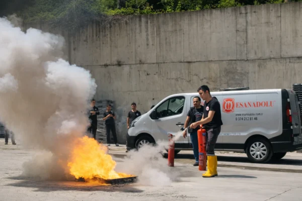 Yangın tatbikatı ve güvenlik eğitimi_pilmedya